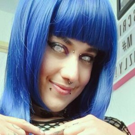 ぽっちゃりブルネットオンリーファンズ セクシーxxx 写真