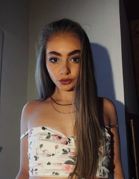 筋肉トランスオンリーファンズ えろ ギャラリー