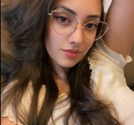 フェラチオ ティーン オンリーファンズ 無料セクシー 画像