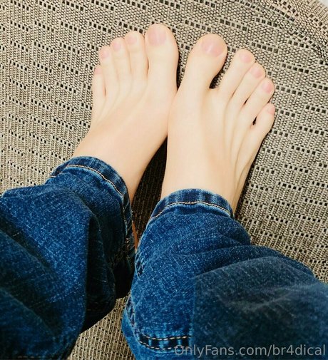 br4dical セクシーなスター 写真