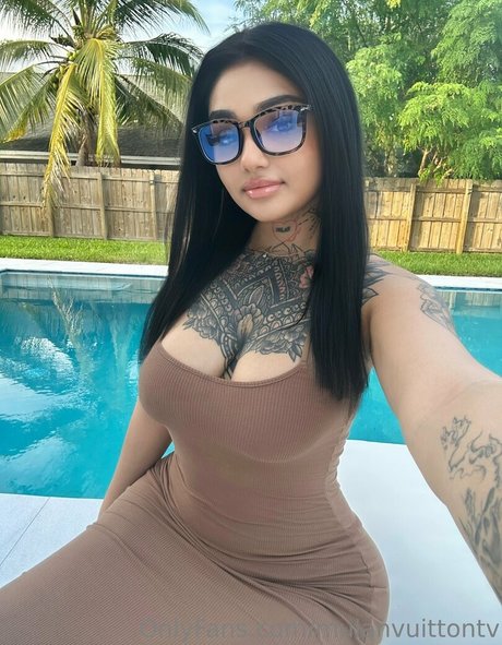 Mulanvuittontv 独占女優 画像