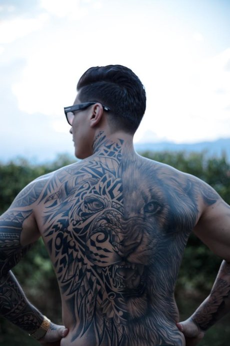 Montes Leon 可愛いモデル 写真