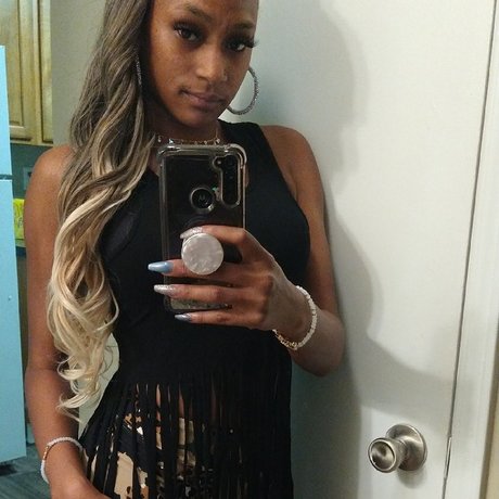 オタクプリンセスオンリーファンズ 無料ヌード 画像