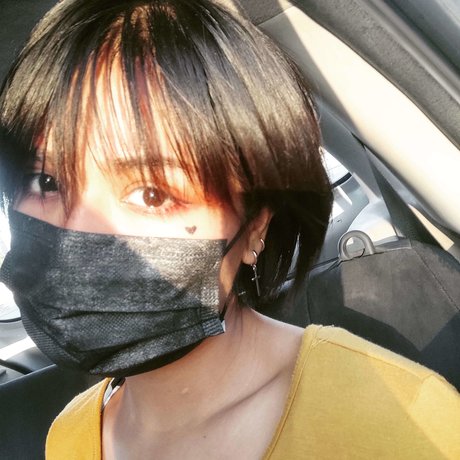 Ice Linn ポルノスター アート 写真