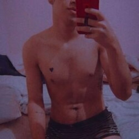 心理学者オンリーファンズ ホットセクシー 写真