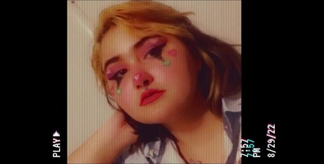 Lucie Hill ポルノモデル 写真