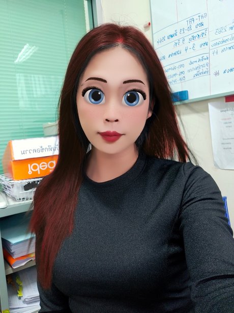 Snookiexladyboy 無料のポルノスター 画像