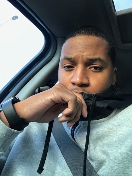 Pipe god アダルト女優 写真