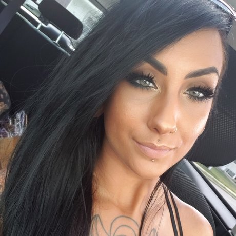 Dalia Ahmad 最高のスター 写真