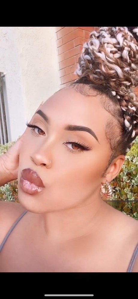 Mon t Nicole 高品質のスター 画像