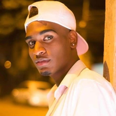 Sebas Zuluaga 完璧なモデル 画像