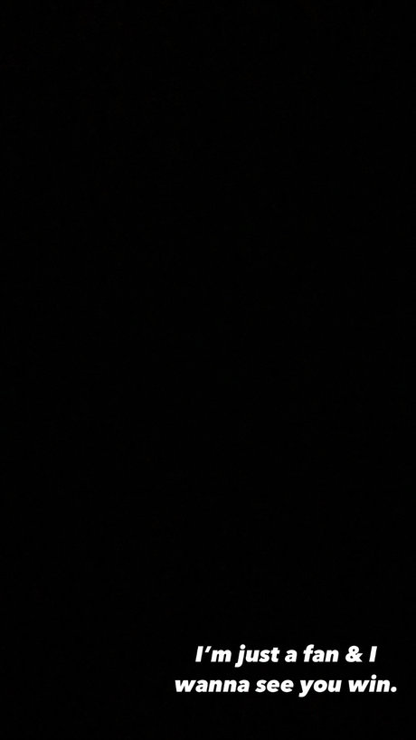 Gbody 裸の女優 写真