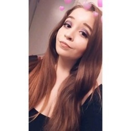 Hanah Latta 素敵なポルノスター 写真