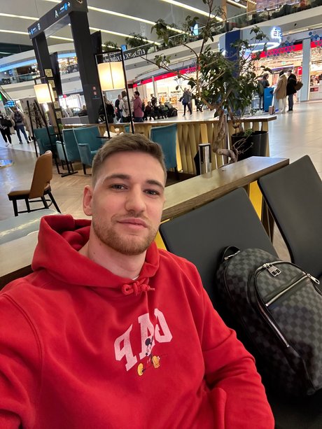 Patrik Rajcs nyi ポルノ女優 写真