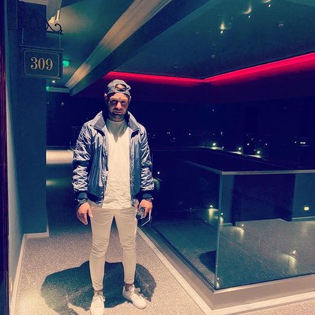 Tsv vass 素敵なモデル 写真