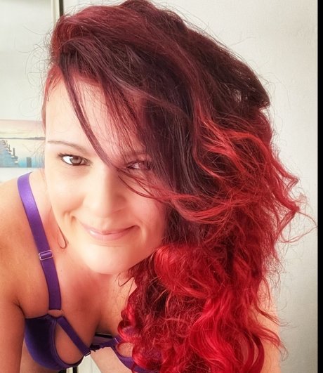 Ellie west 完璧な女優 写真