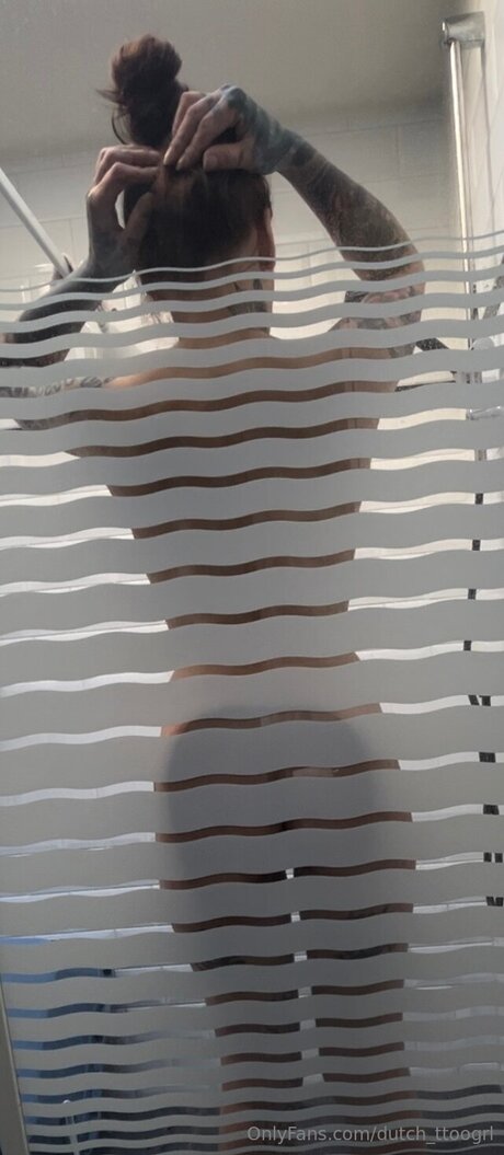 ThatDutchTattooGirl エロティックなモデル 写真