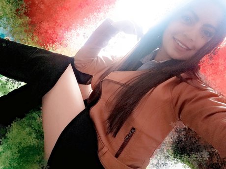 Karen Benavides 最高のスター アーカイブ