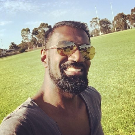 Raj Tuvok 最高のスター 写真