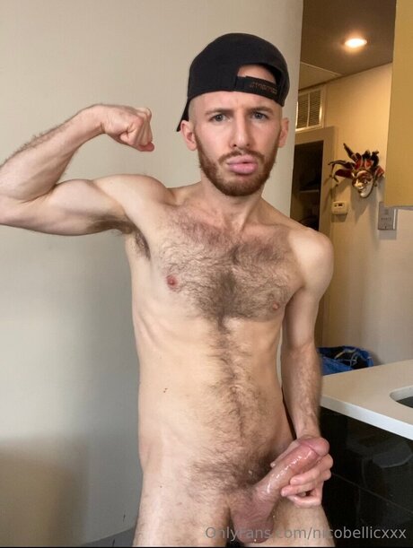 Nico Bellic セクシーモデル 写真