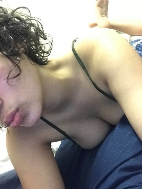 Fern Overlook ヌードモデル 写真