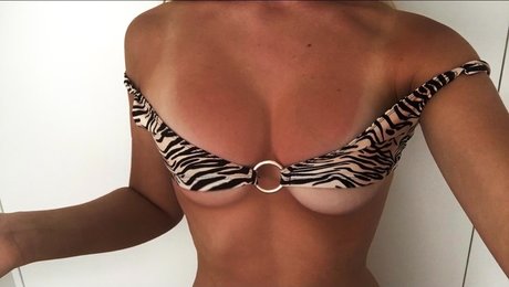 Janna M ller ポルノモデル 写真