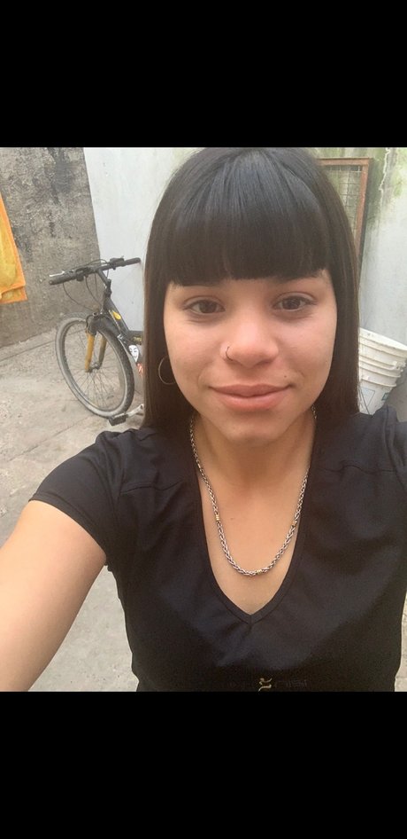 Florenciabenitez ヌードのポルノスター 画像