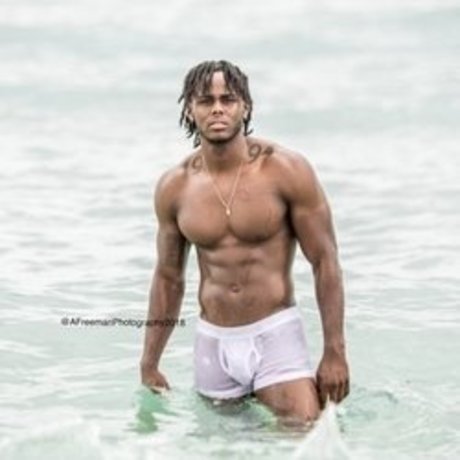 Twhy ホット女優 画像