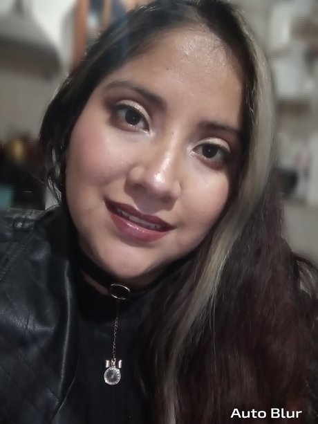 Ailu 美しいモデル 画像