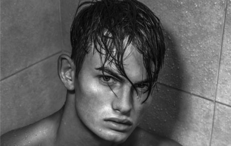 Timothy Kogan HDモデル 画像