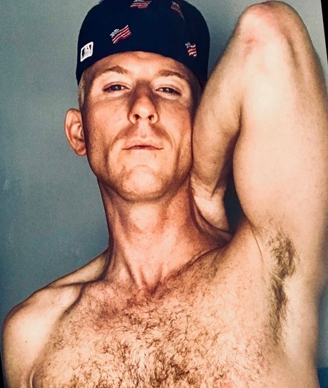 Otter This Swirld 独占スター 写真