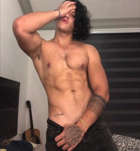 Nestor ポルノスター 美しい ギャラリー