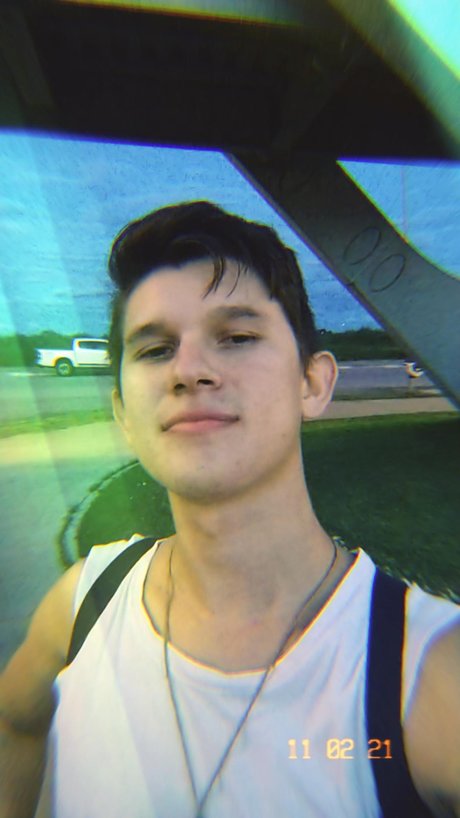 Lucas Ramos XXXモデル ギャラリー