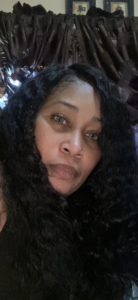 Madlen Decembre HDスター 画像