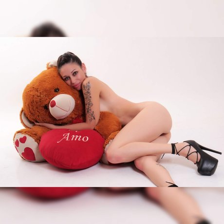 Romi babyy アートスター 写真