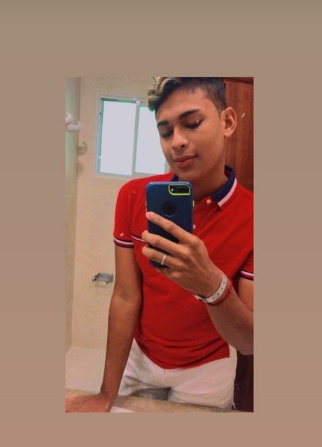 Ricardo Aguilar 無料モデル 写真