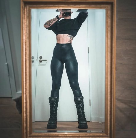 黒檀の指入れオンリーファンズ トップ アーカイブ