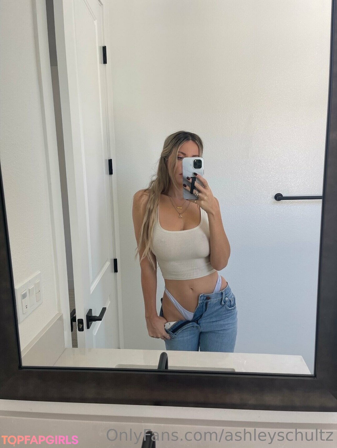 黒人3P オンリーファンズ 美しい 写真