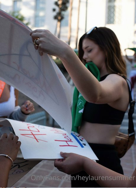 最もホットなティーンオンリーファン ポルノ 写真