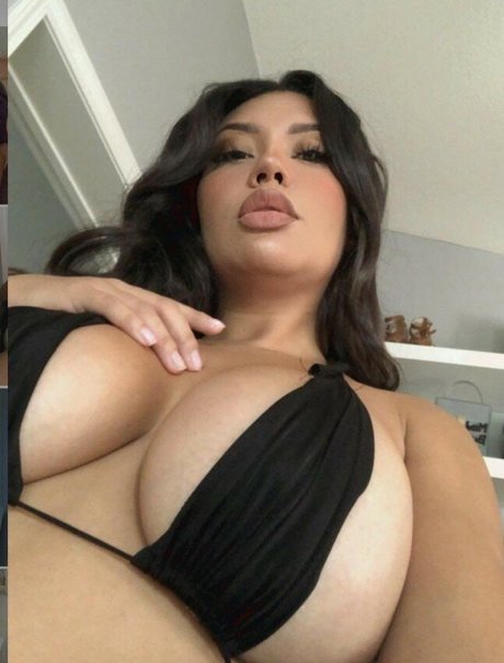 Priscilla Stephanie 独占女優 写真