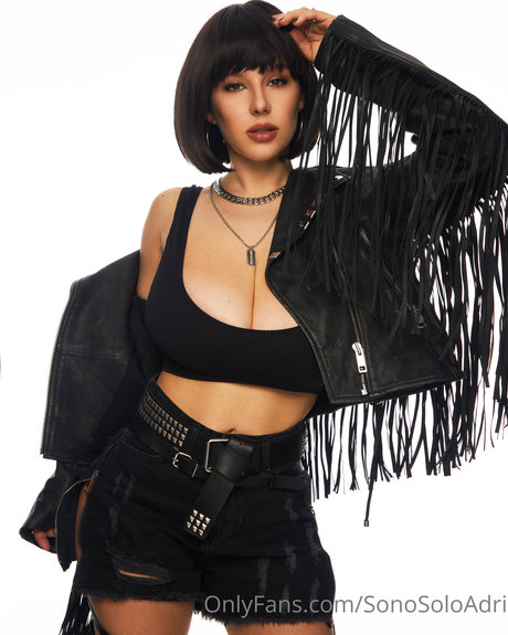 Adriana Fenice ポルノスター 素敵 ギャラリー