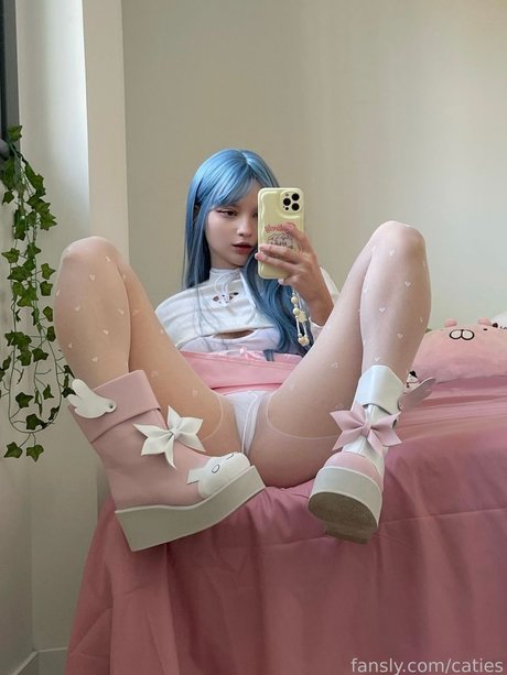 ティーンフィンガリングオンリーファンズ ホットセックス 写真