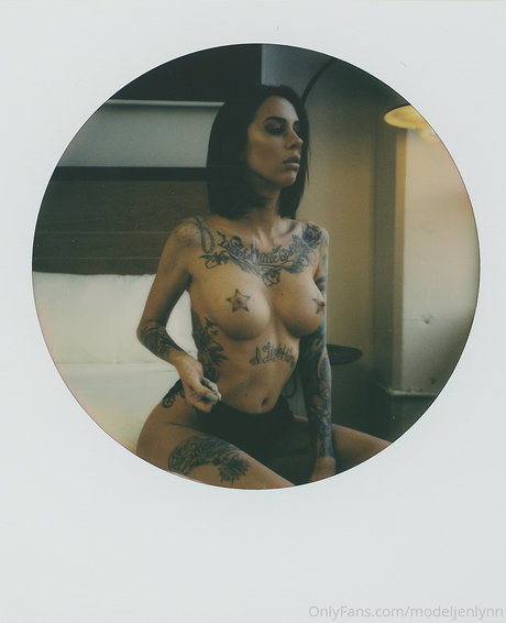 ティーンウェブカメラオンリーファンズ ヌード 画像