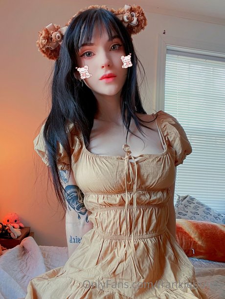 美しい巨乳オンリーファンズ エロ 画像