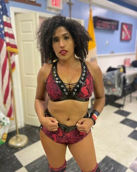 アマチュアペッギングオンリーファンズ セックス ギャラリー