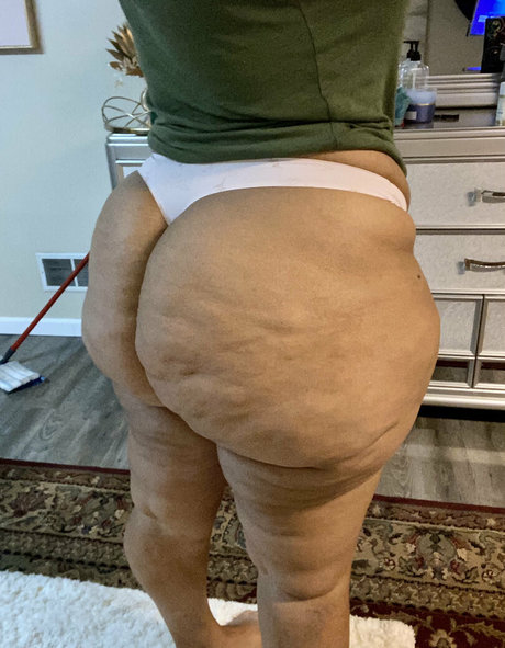 Judy the Great ポルノモデル 写真