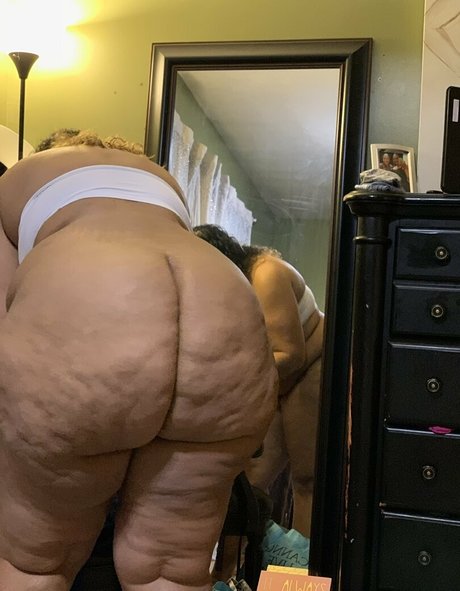 Judy the Great 完璧なポルノスター ギャラリー