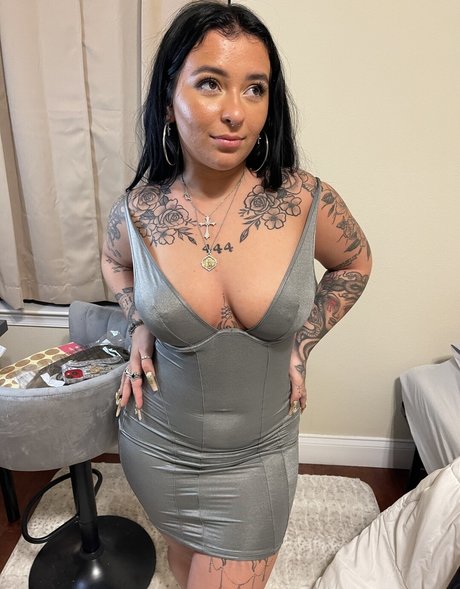 ワックスオンリーファン セクシーヌード 写真