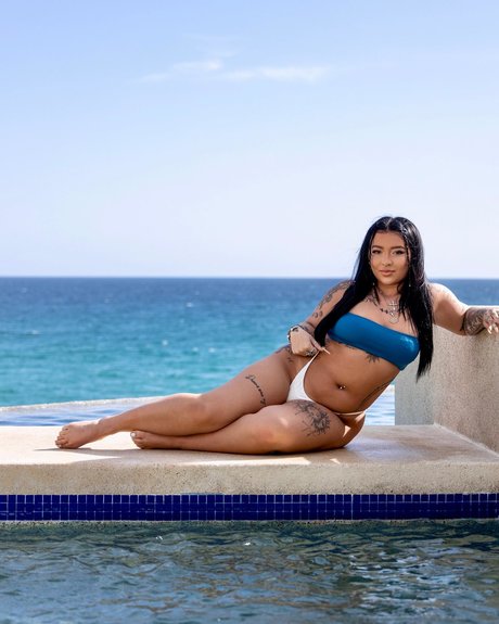 ぽっちゃりラテン系オンリーファンズ パーフェクト ギャラリー