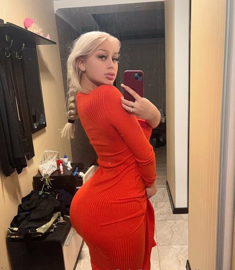 バン・オンリーファンズ アダルト無料 写真